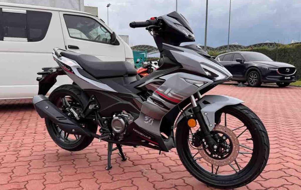 Tin xe trưa 31/10: ‘Kẻ hủy diệt’ Exciter và Winner R chính thức mở bán với giá 45 triệu đồng, có ABS