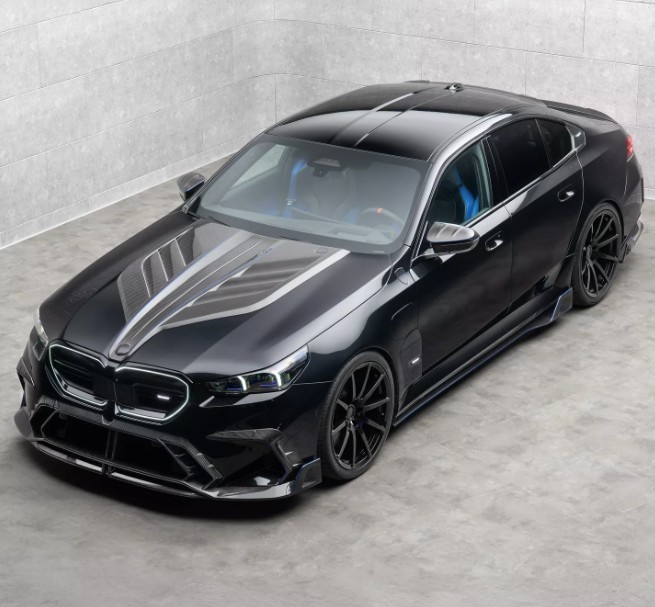 BMW M5 mạnh hơn 830 mã lực sau khi qua tay Mansory, ống xả mới gây tranh cãi