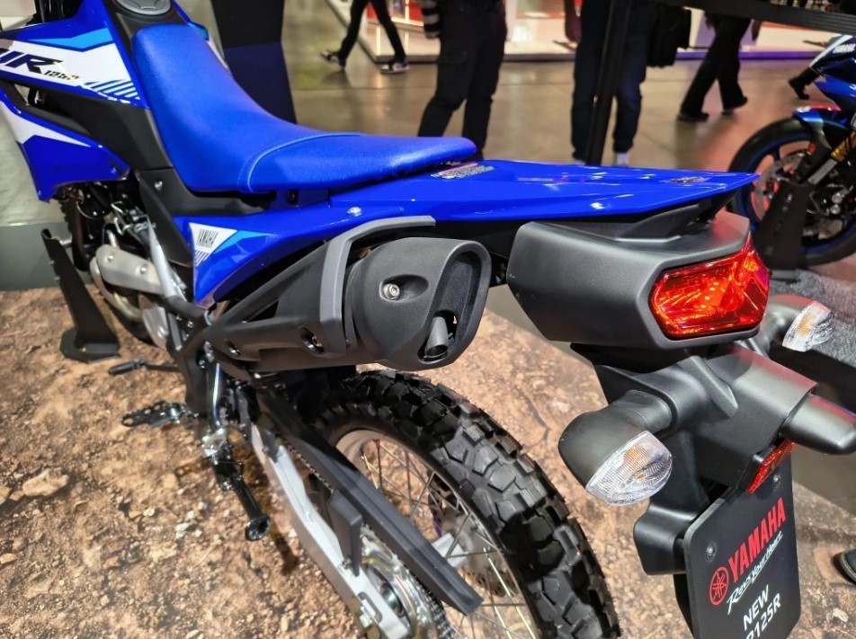 Tin xe trưa 12/11: Yamaha ra mắt ‘tân binh côn tay’ đẹp hơn Honda Winner R, có phanh ABS như Exciter