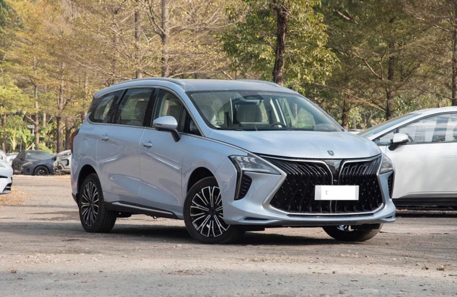 ‘Đè bẹp’ Mitsubishi Xpander: MPV hybrid siêu tiết kiệm nhiên liệu chưa đến 600 triệu đồng