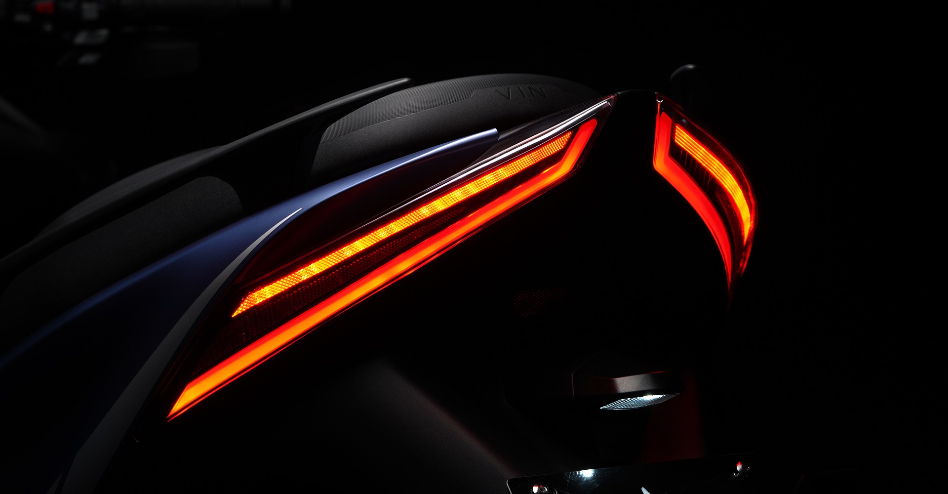 Tin xe 14/11: ‘Khắc tinh’ của Honda Vision ra mắt với trang bị át vía SH Mode, giá rẻ như Wave Alpha