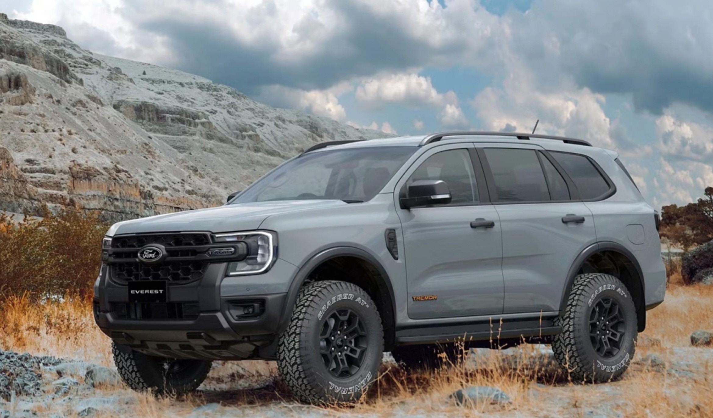 Ford Everest củng cố ‘ngôi vương’ phân khúc SUV cỡ D, đối thủ lùi dần khỏi cuộc đua