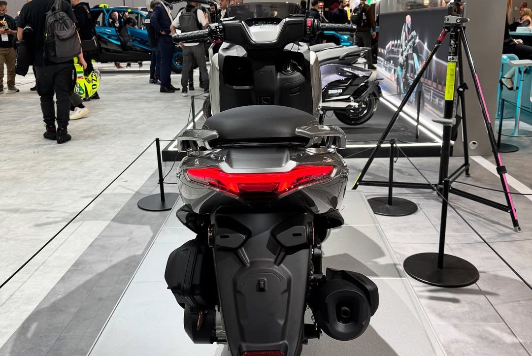 ‘Kẻ thách thức Honda SH 125i’ chính thức trình làng với thiết kế ‘sang - xịn’, dễ gây sốt nhờ giá rẻ