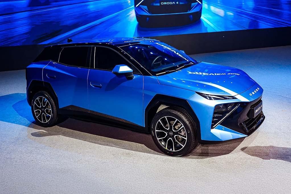 'Bản sao’ Lamborghini Urus lộ diện: Omoda O4 chuẩn bị mở bán tại Việt Nam, trang bị tới 4 loại động cơ