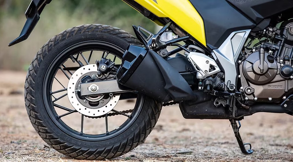 Tin xe 27/11: ‘Huyền thoại côn tay’ mới đẹp hơn Exciter, trang bị át vía Winner R ra mắt với giá mềm