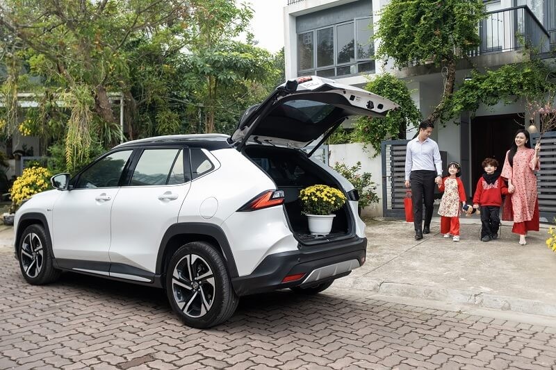Toyota chơi lớn cuối năm: Nhiều mẫu xe giảm trên 150 triệu đồng
