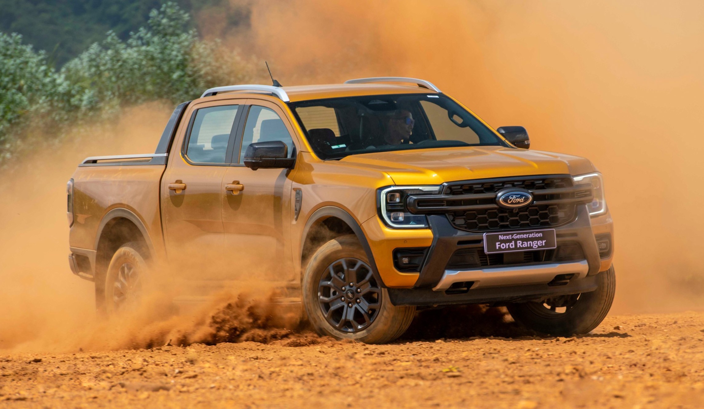 Ford khuấy đảo tháng 12/2025: Giá xe giữ mức ‘ngon’, Ranger và Everest tiếp tục áp đảo phân khúc