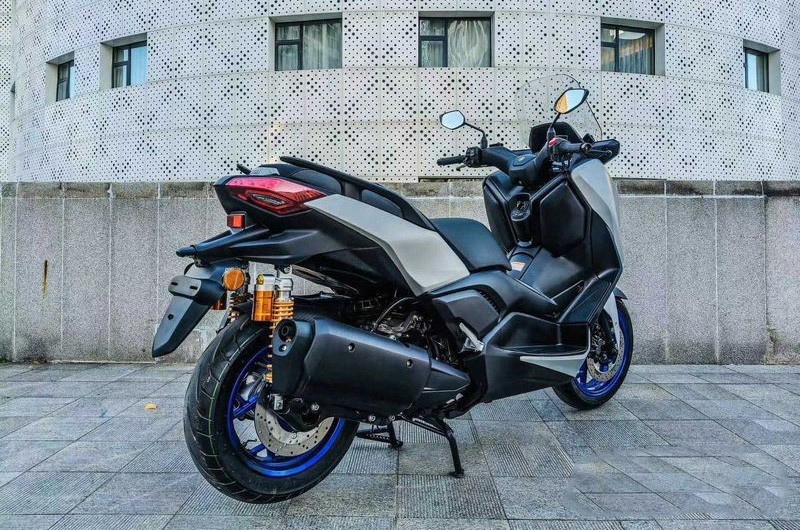 Tin xe trưa 5/12: Ra mắt ‘vua xe ga’ 300cc mới xịn hơn Honda SH, Air Blade và SH Mode mà giá cực rẻ