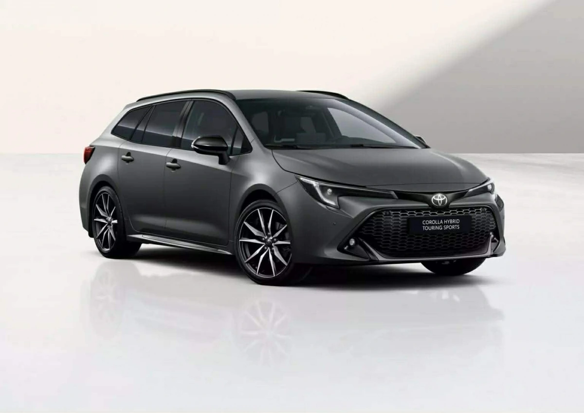Toyota Corolla 2026 ‘thay áo’ với màu sơn matte Onyx Grey hoàn toàn mới