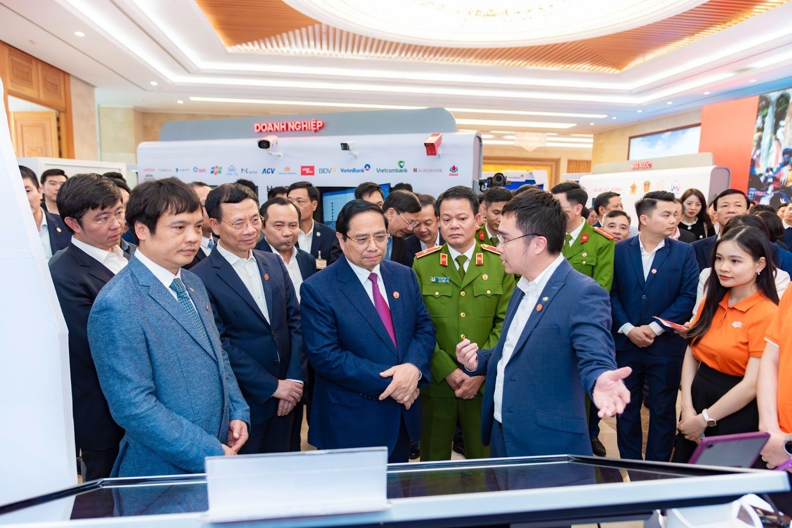 FPT giới thiệu hệ sinh thái giải pháp công nghệ tại Triển lãm sơ kết 4 năm triển khai Đề án 06