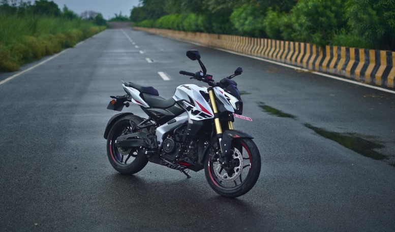 ‘Vua côn tay’ 350cc mới chính thức ra mắt: Cao cấp hơn Yamaha Exciter và Winner R, giá 47 triệu đồng ảnh 4