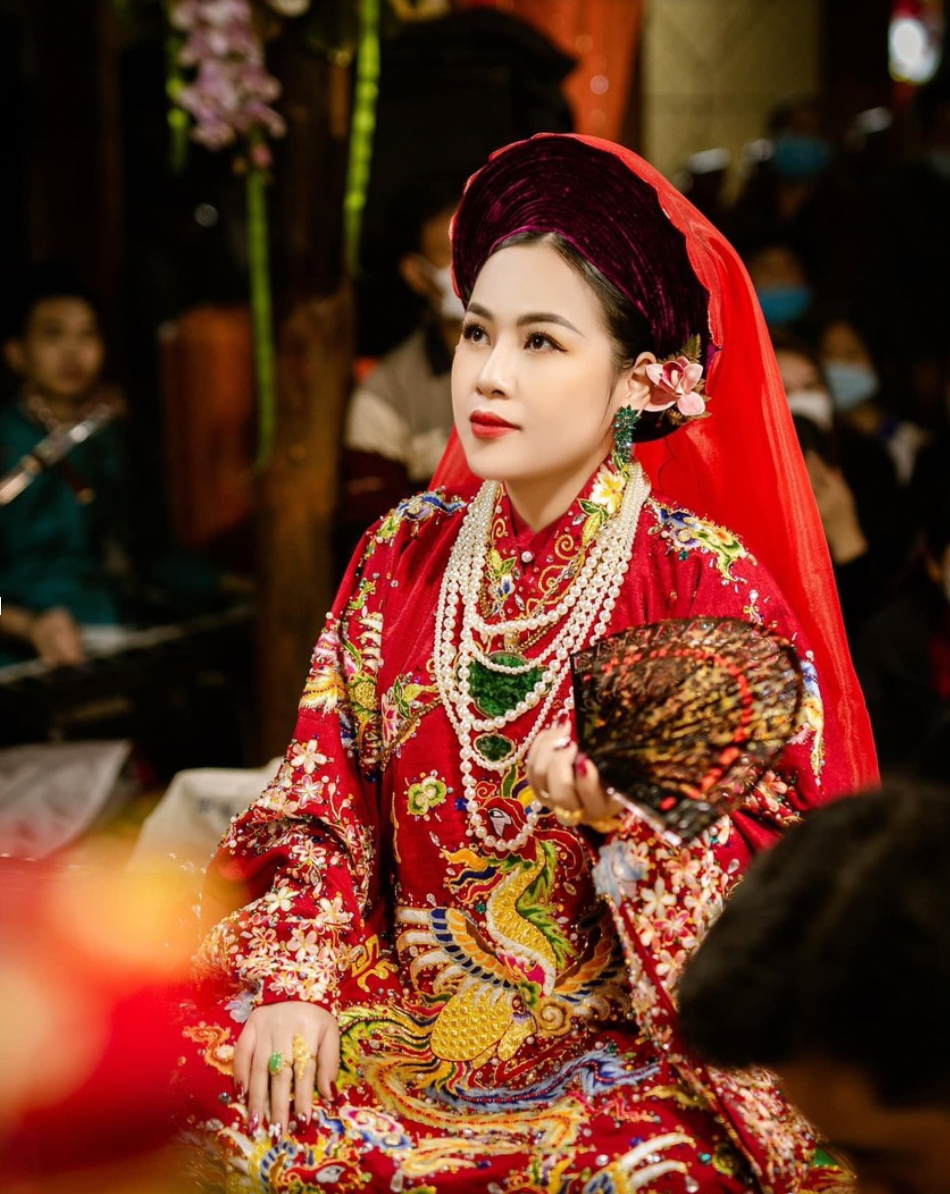 Cô đồng Đặng Thiên Hương không ngừng trao gửi tấm lòng vàng yêu thương