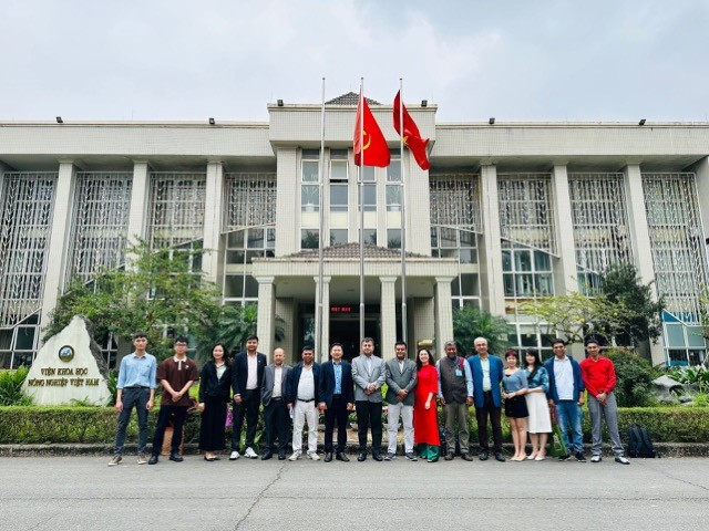 Đoàn Bộ nông nghiệp Nepal thăm và làm việc với Trung tâm Nghiên cứu và Phát triển Hệ thống nông nghiệp (CASRAD)