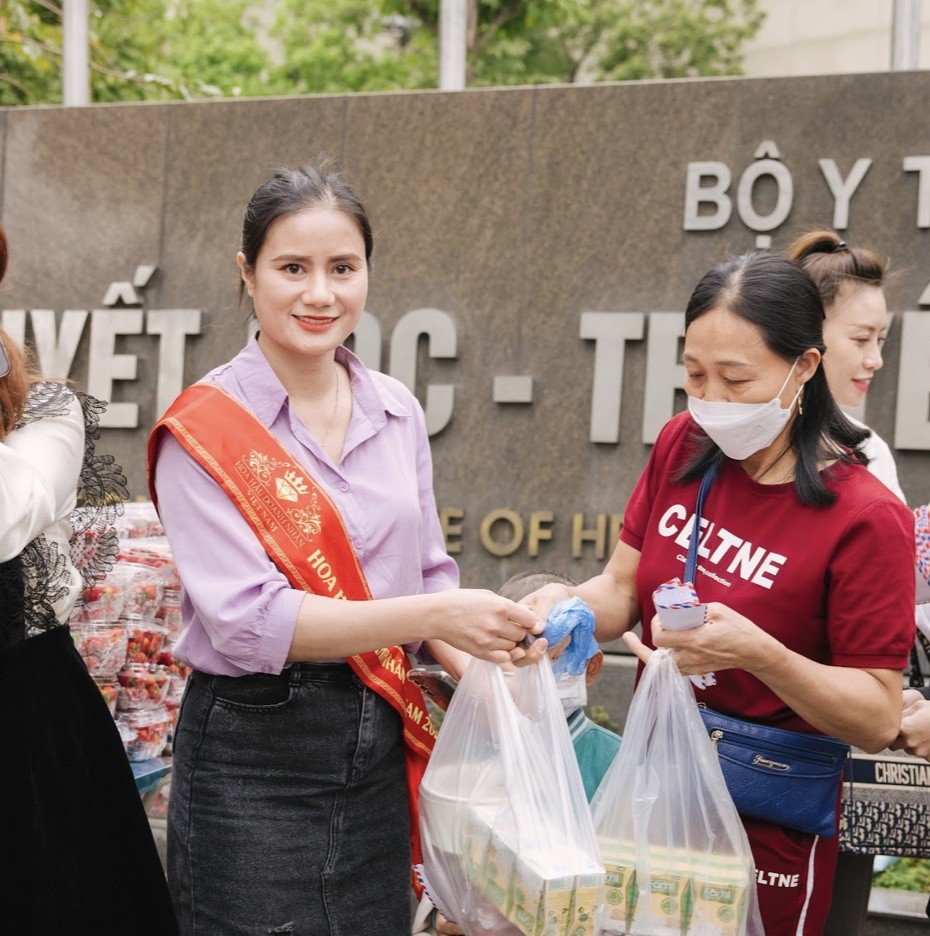 Người đẹp Trần Thị Lê Na - Hoa Hậu Doanh Nhân 2023 – một trái tim nhân ái