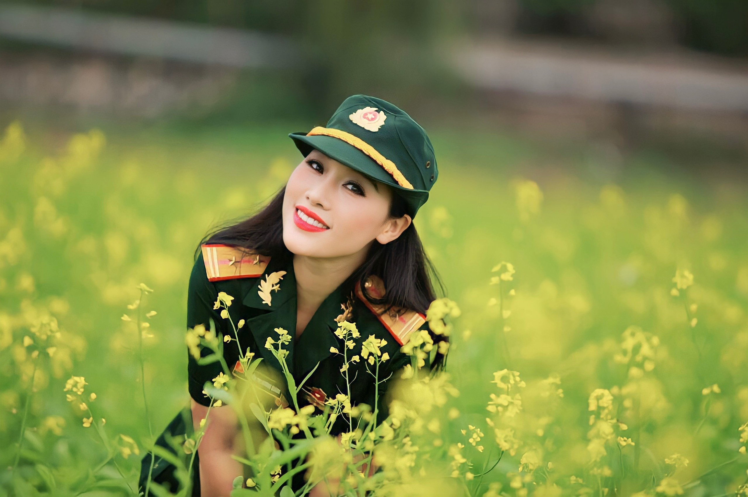 NSƯT Nguyễn Hương Giang thể hiện tinh tế ca khúc “Chơi vơi”
