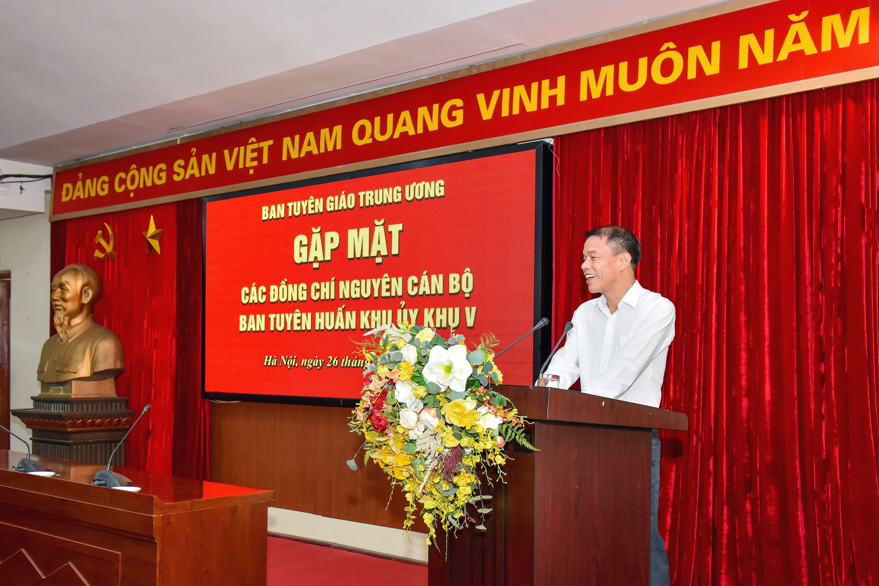 Gặp mặt nguyên cán bộ Ban Tuyên huấn Khu ủy Khu V