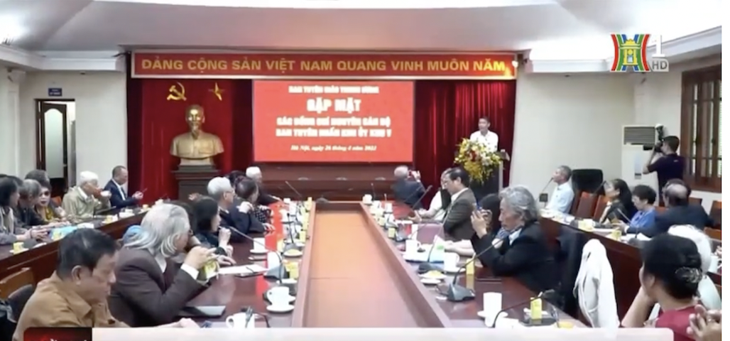 Ban Tuyên Giáo Trung ương gặp mặt nguyên cán bộ Khu uỷ Khu V