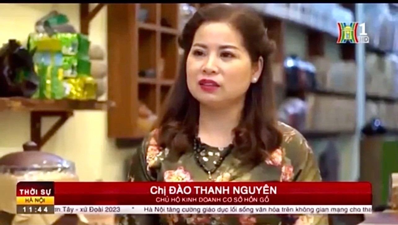 Chị “Hồn Gỗ” và ước mơ mang bột gỗ thơm vươn ra biển lớn
