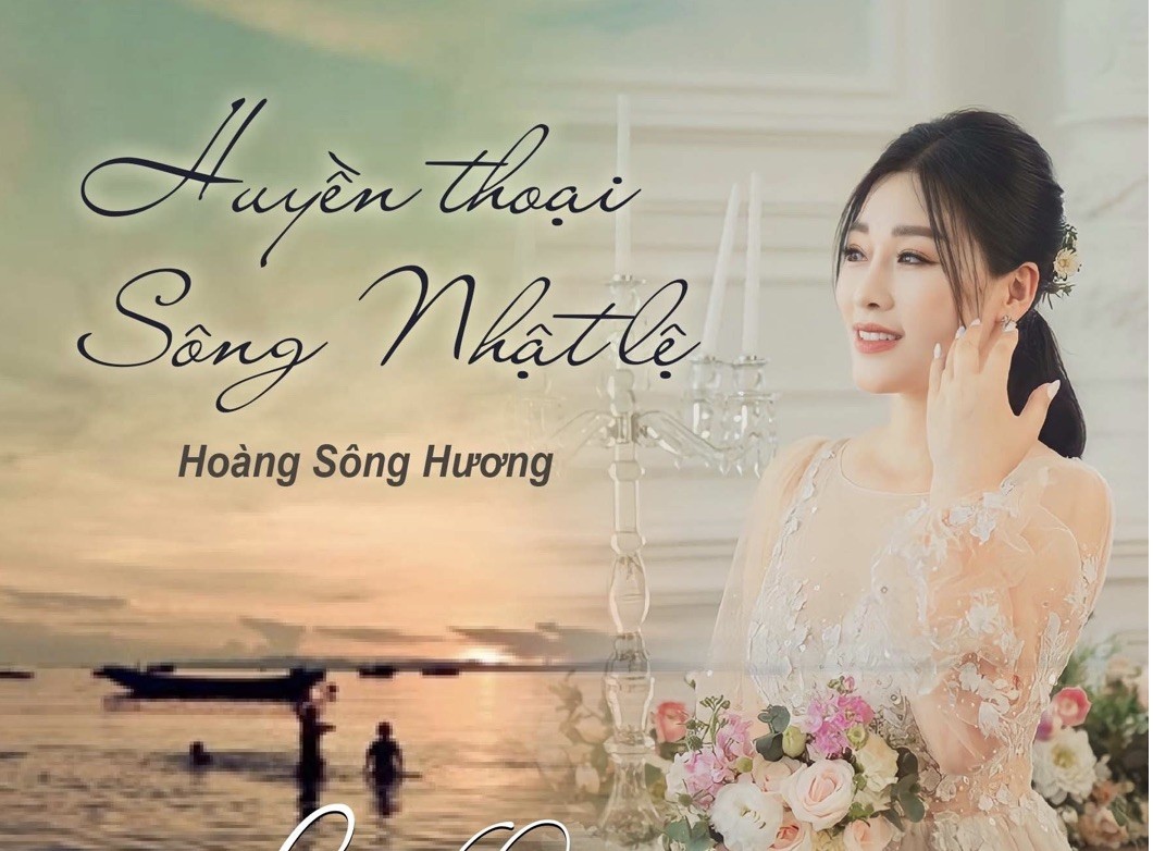 NSƯT Hương Giang thể hiện những ca khúc đi cùng năm tháng