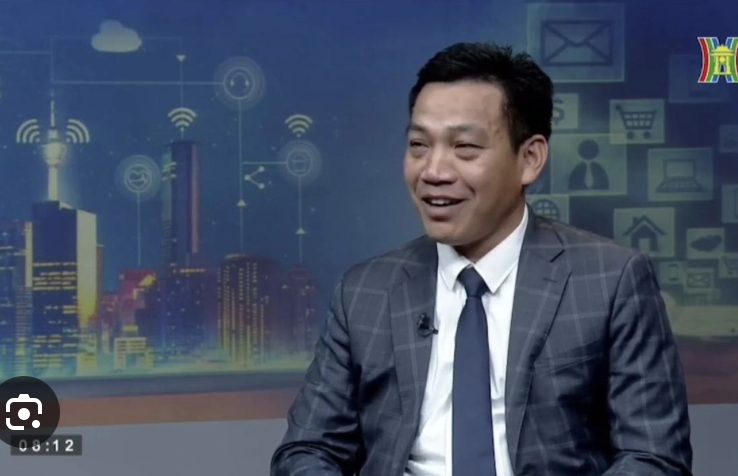 Nhà báo Vương Xuân Nguyên: "Làm gì để Hoa luôn có Hậu"