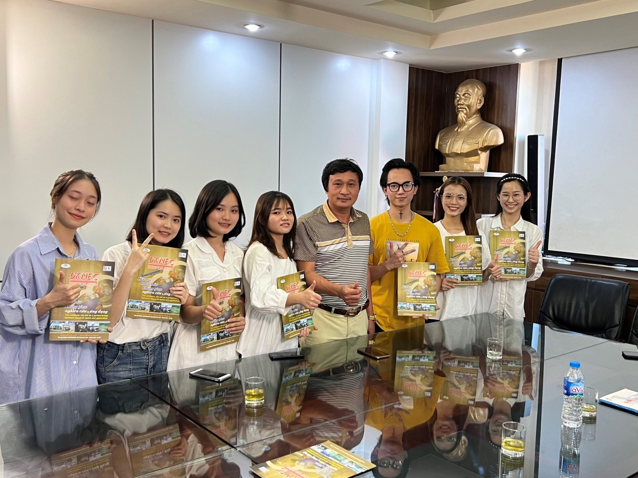 Cựu sinh viên Trường Cao đẳng Thương mại và Du lịch Hà Nội chinh phục vị trí Leader ngay sau khi tốt nghiệp