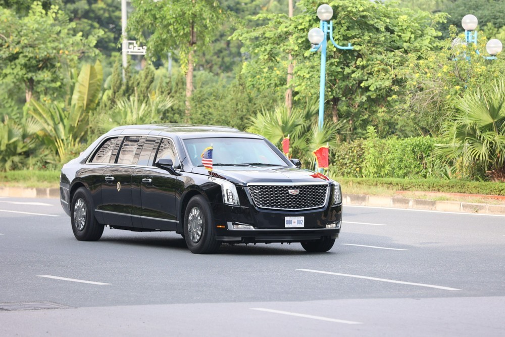 Mẫu xe ‘Quái thú’ phục vụ tổng thống Mỹ Joe Biden trong chuyến thăm Việt Nam có điểm gì đặc biệt?