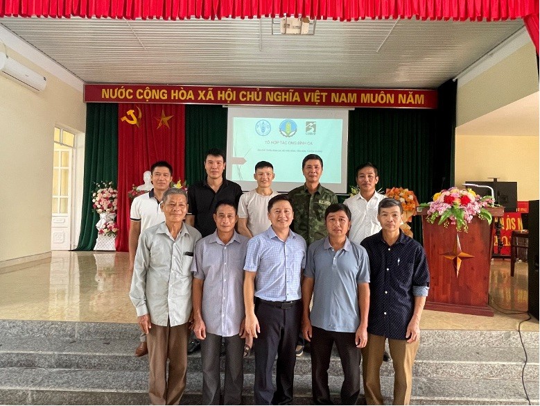 Tổ hợp tác nuôi ong lấy mật