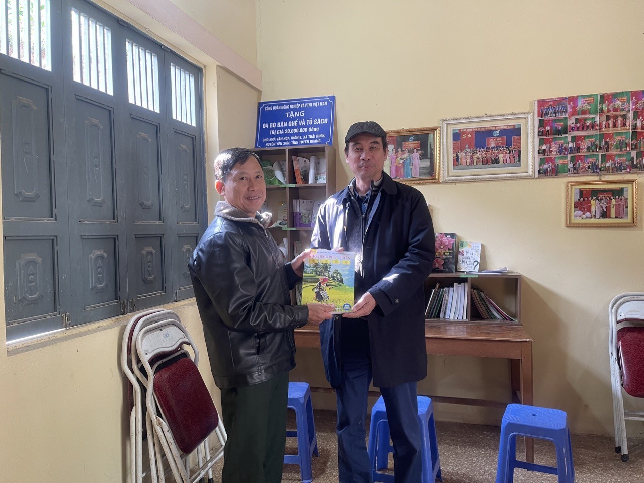 Làng hạnh phúc