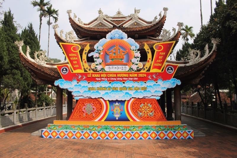 Lễ hội Chùa Hương Xuân Giáp Thìn: Đổi mới tổ chức, siết chặt quản lý, đảm bảo an toàn văn minh và thân thiện