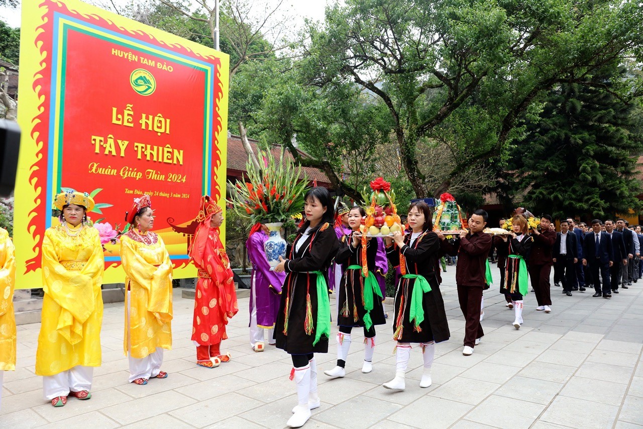 Lễ hội Tây Thiên Xuân Giáp Thìn 2024: Kết nối văn hóa và truyền thống dân tộc