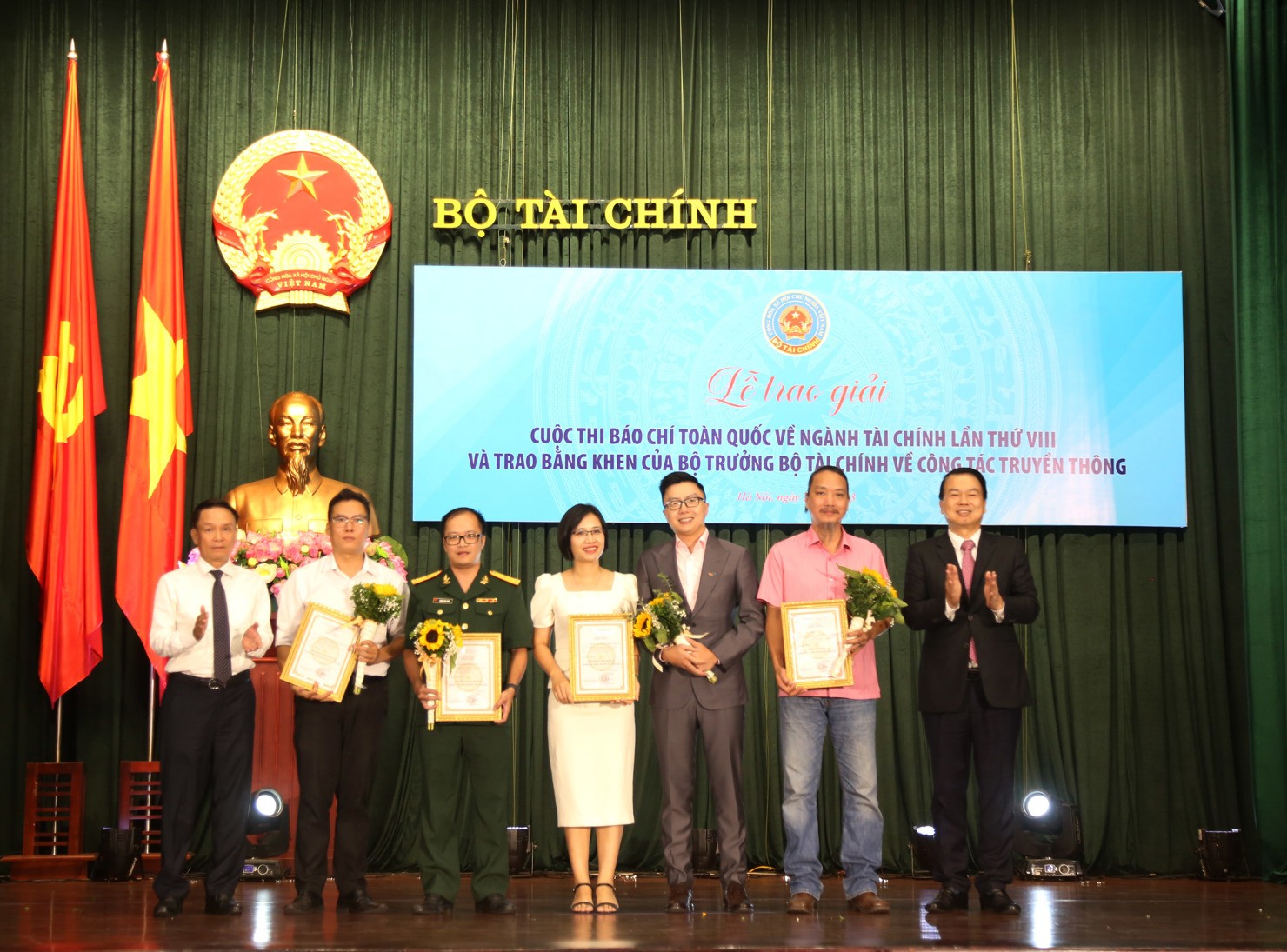 Tạp chí Kinh tế - Tài chính tiếp tục nhận bài dự thi Giải báo chí toàn quốc về ngành Tài chính lần thứ IX