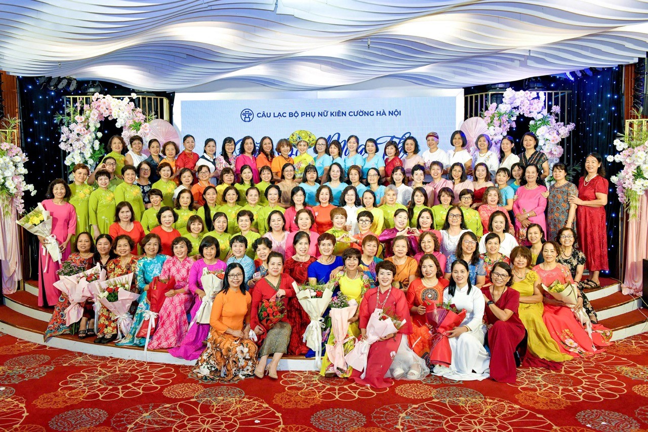 "Gặp gỡ mùa thu" - Tôn vinh phụ nữ kiên cường Hà Nội năm 2025