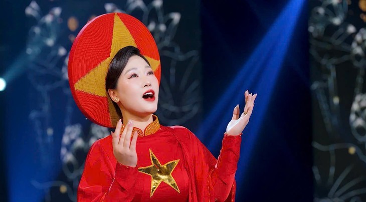 NSƯT Hương Giang: Tôi mong muốn làm được nhiều hơn nữa cho âm nhạc dân gian Việt Nam