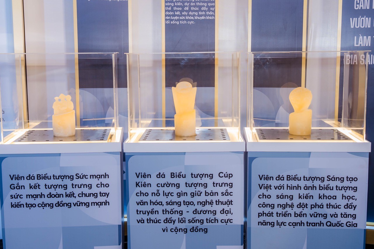 Chính thức mở cổng bình chọn trực tuyến cho giải thưởng "Vinh danh người truyền lửa"