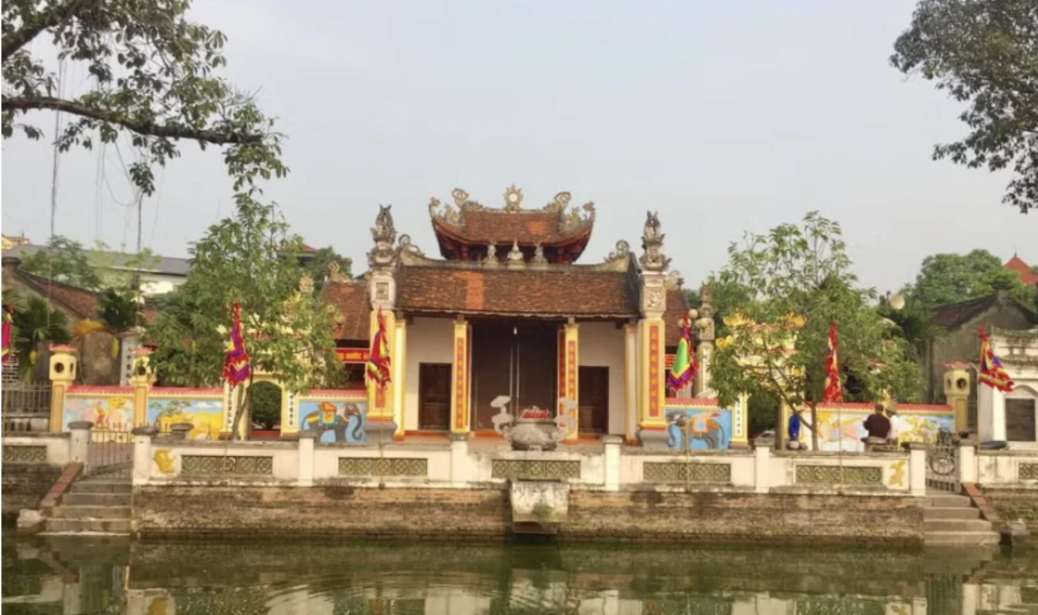 Nơi Quốc tổ Lạc Long Quân và 50 người con dừng chân lập nghiệp là ở đâu?