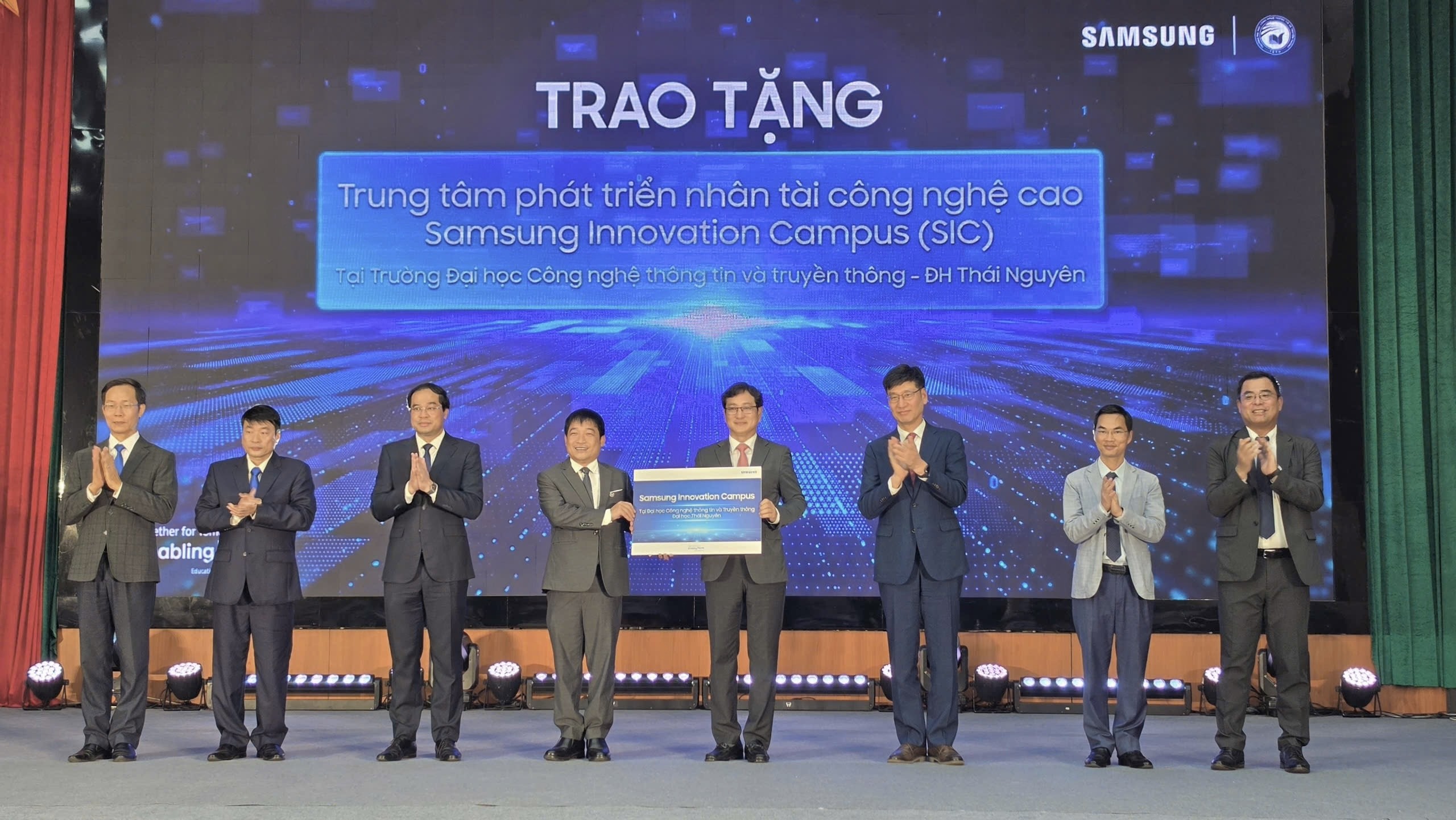 Samsung Việt Nam khánh thành Trung tâm Phát triển Nhân tài Công nghệ cao Samsung Innovation Campus tại tỉnh Thái Nguyên