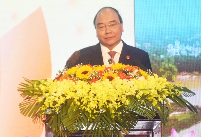 Chủ tịch nước Nguyễn Xuân Phúc: Nông thôn mới không chỉ là thay đổi bề ngoài