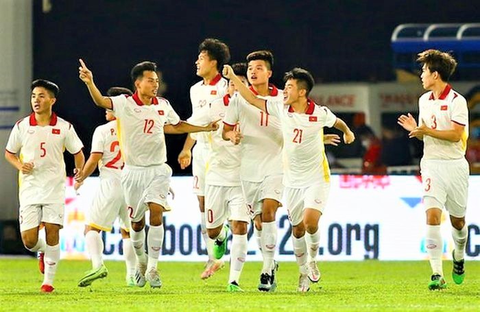 Đại thắng Singapore 7-0, U23 Việt Nam hứng khởi quyết đấu Thái Lan