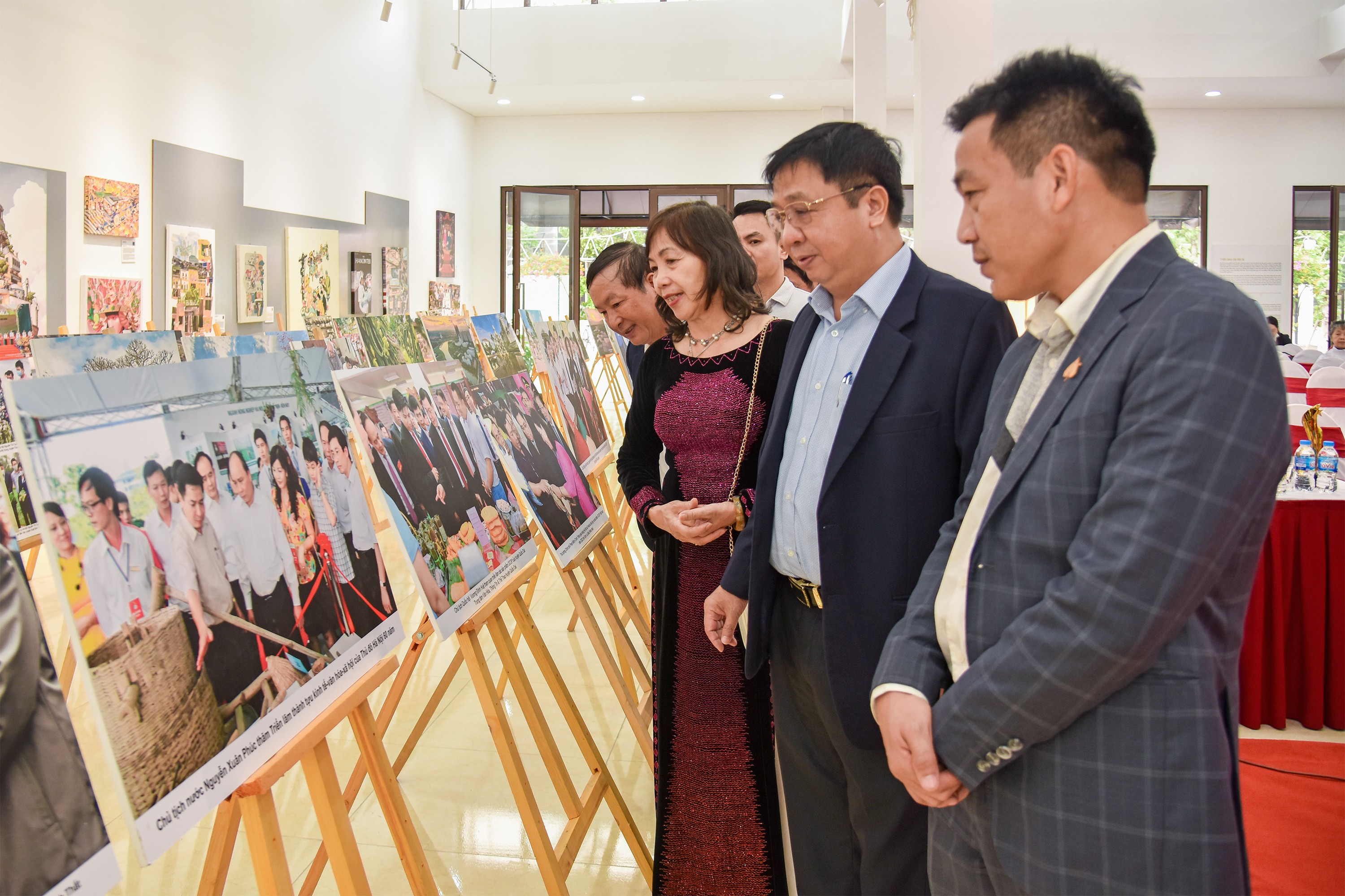 Cuộc thi và Triển lãm ảnh "Một thoáng Nông thôn mới Hà Nội" đã thành công rực rỡ!