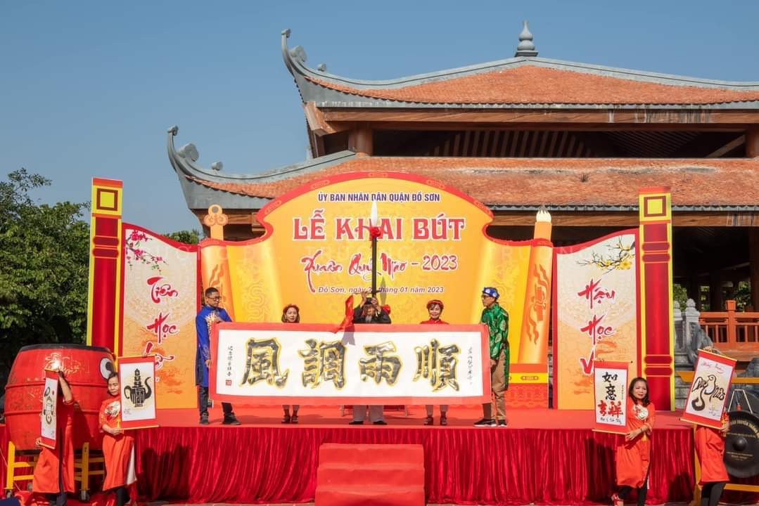 Lễ Khai bút Xuân Quý Mão 2023 tại tháp Tường Long - nét đẹp văn hóa của Đồ Sơn, Hải Phòng