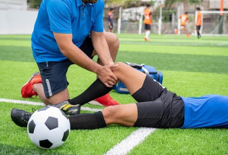 Các chấn thương thường gặp trong bóng đá và cách phòng tránh