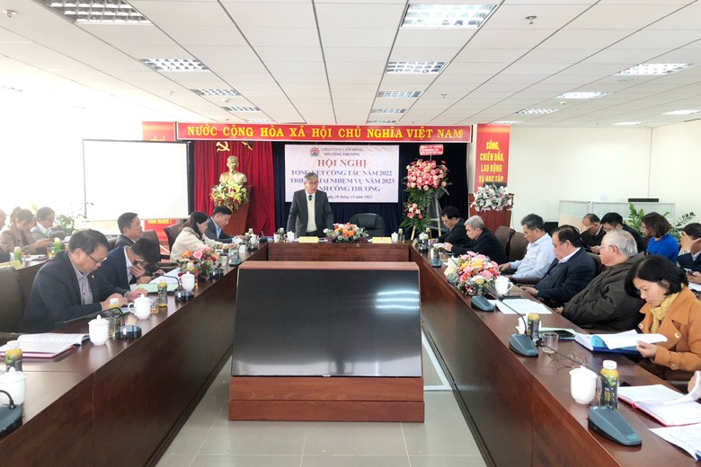 Năm 2022 giá trị sản xuất công nghiệp - Thương mại của Lâm Đồng đều tăng so với cùng kỳ