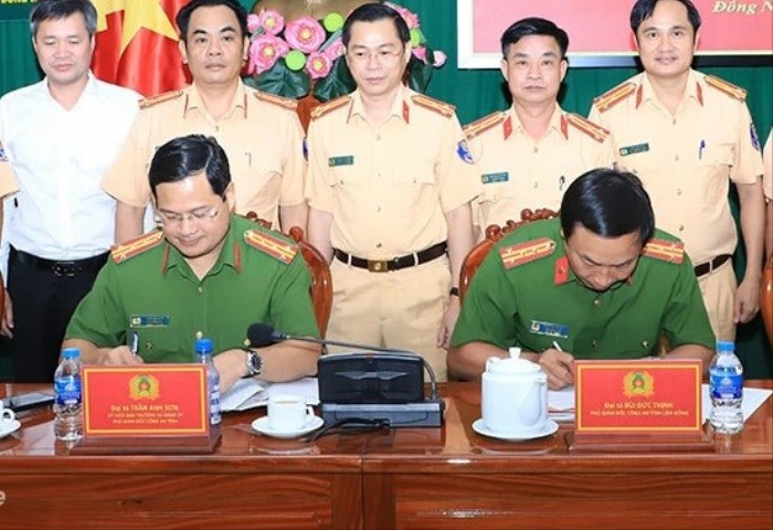 Công an Lâm Đồng và Đồng Nai ký kết quy chế phối hợp đảm bảo giao thông trên QL20