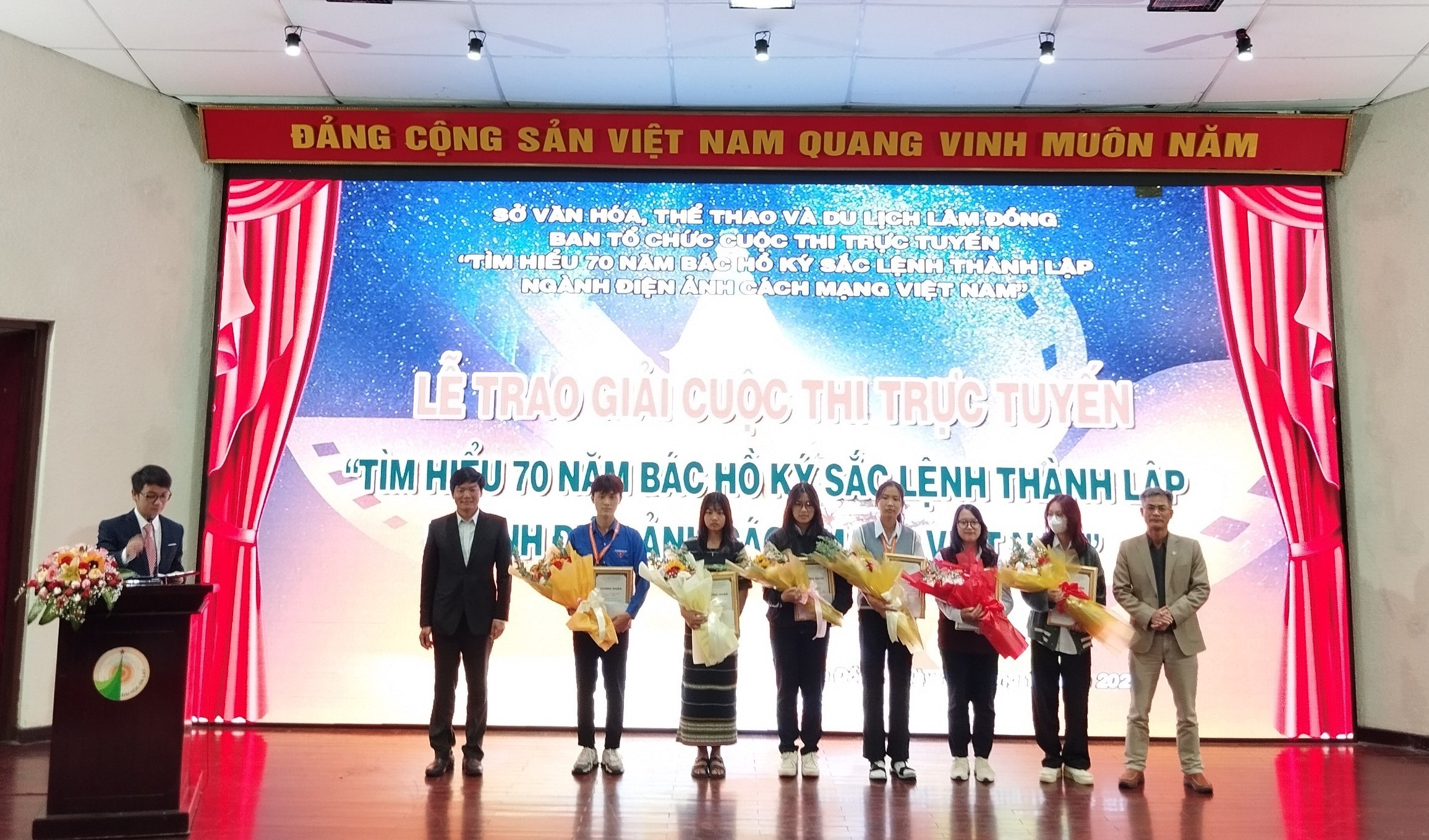 Lâm Đồng: Tổ chức Lễ trao giải cuộc thi trực tuyến “Tìm hiểu 70 năm Bác Hồ ký sắc lệnh thành lập ngành Điện ảnh Cách mạng Việt Nam”
