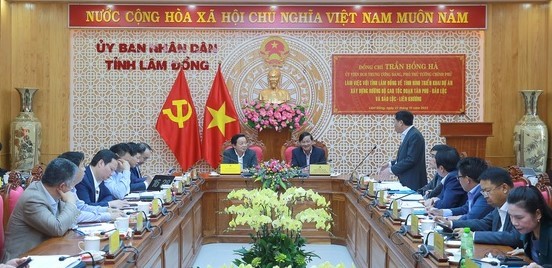 Phó Thủ tướng Trần Hồng Hà làm việc với tỉnh Lâm Đồng về Dự án cao tốc Tân Phú - Bảo Lộc và Bảo Lộc - Liên Khương