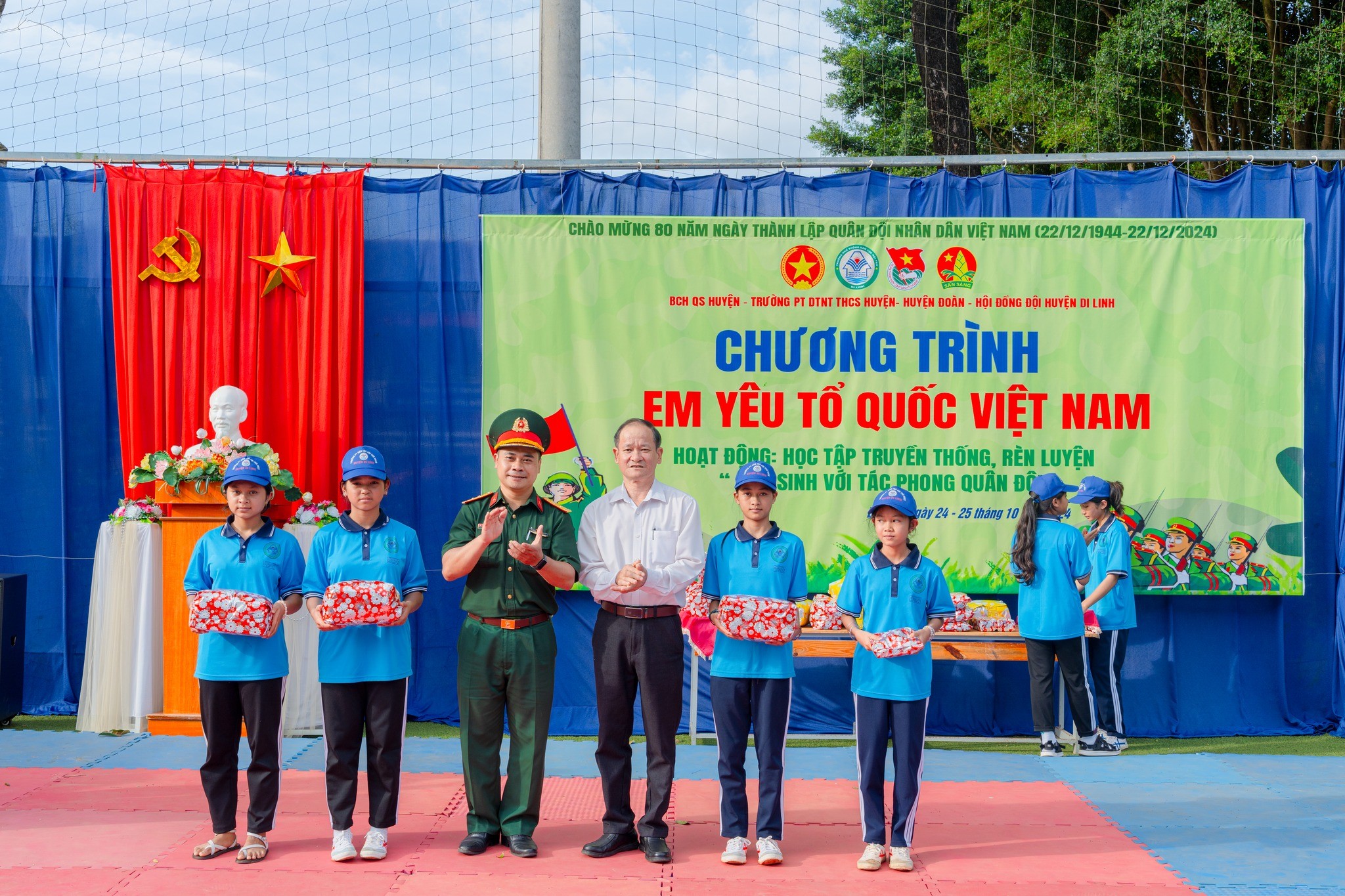 Lâm Đồng: Tổ chức chương trình “em yêu Tổ quốc Việt Nam” cho học sinh huyện Di Linh
