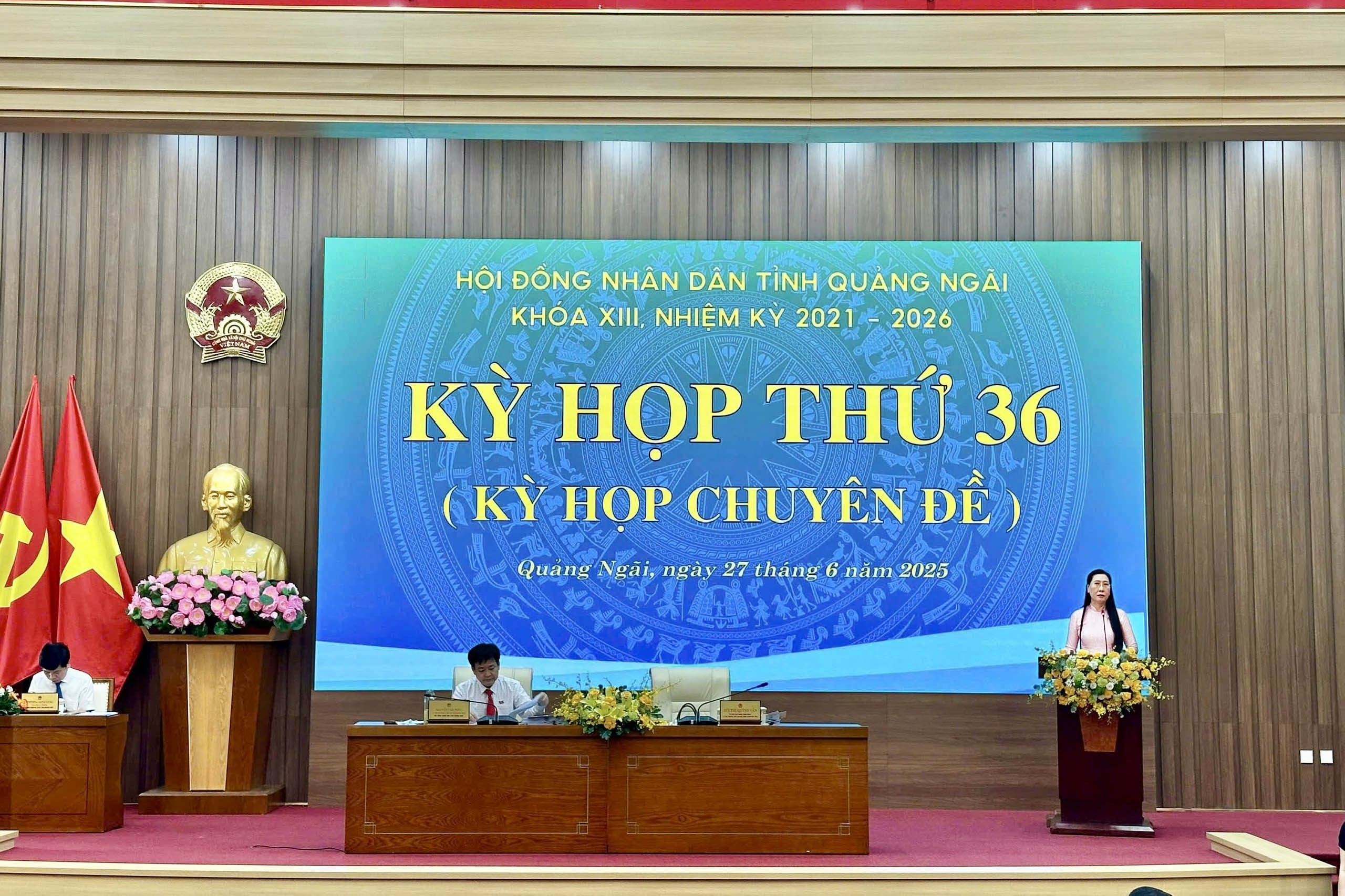 Quảng Ngãi: Thông qua nhiều Nghị quyết quan trọng, làm tiền đề cho việc phát triển sau hợp nhất thành tỉnh Quảng Ngãi (mới).