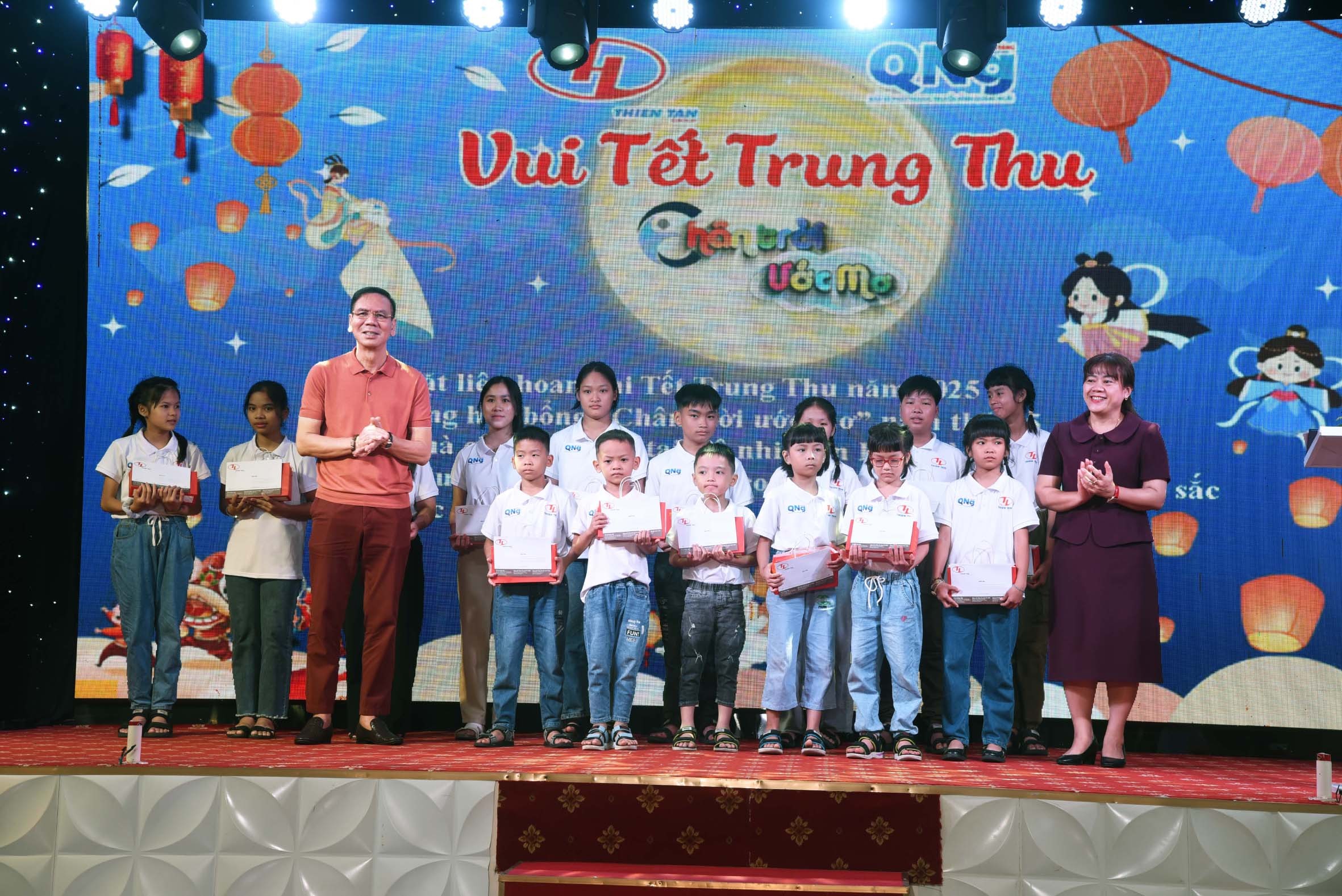 Quảng Ngãi: Thiên Tân Group trao 17 tỷ đồng học bổng “Chân trời ước mơ”