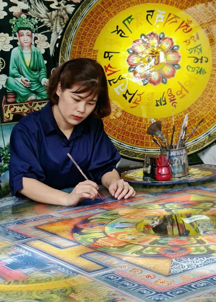 Nghề kính nghệ thuật VinhCoBa: Hành trình đặc biệt của một nghề mới