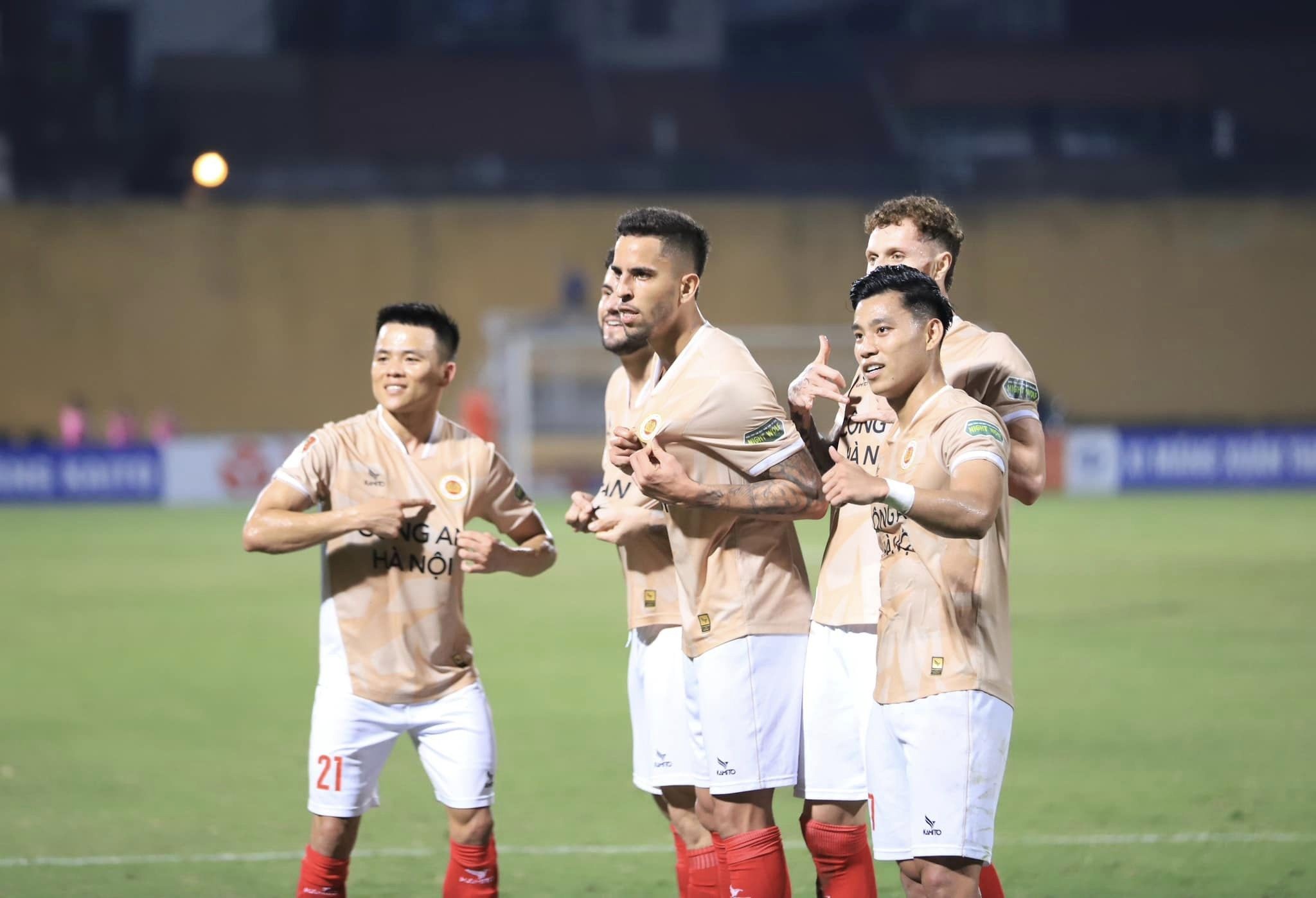 CAHN chính thức trở thành cựu vương V-League